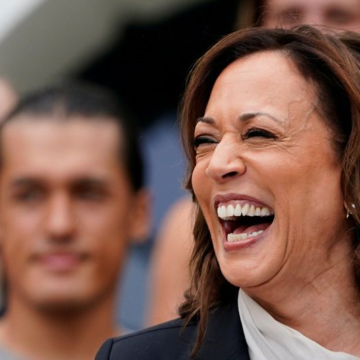 Kamala Harris'in kampanyası ilk günden 81 milyon dolar topladı